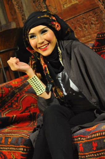 Inspirasi Hijab Zaskia Adya Mecca  Brekelesix's Blog